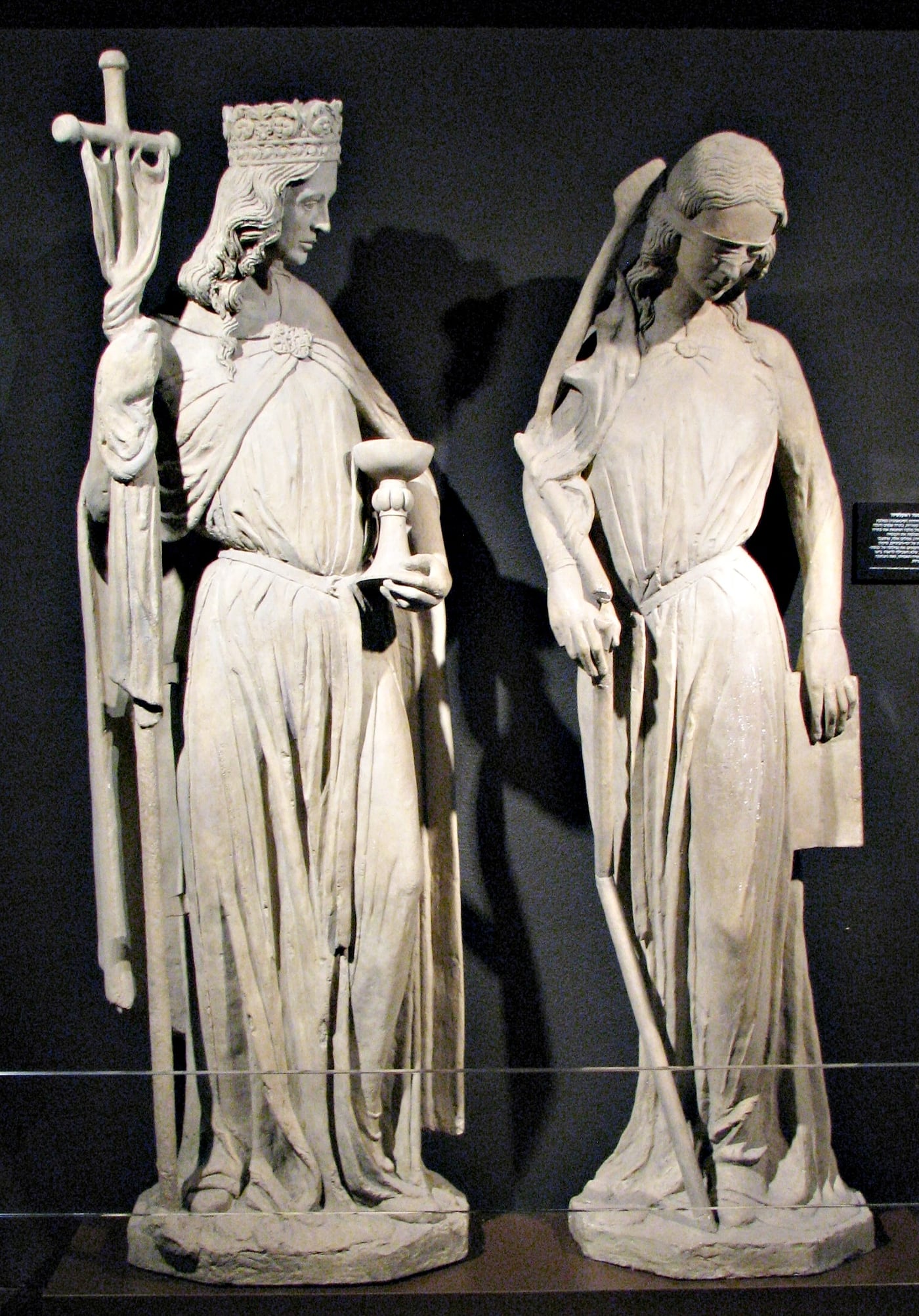 Ecclesia and Synagoga: the crowned Church and the blindfolded Synagogue